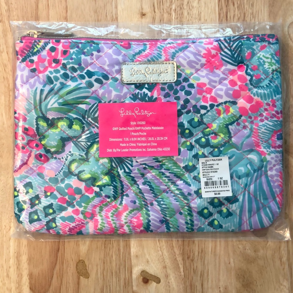 Lilly Pulitzer Quilted pouch